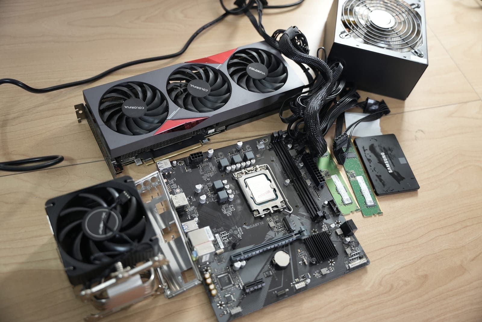 조립PC 본체 (잘만 700W 파워)